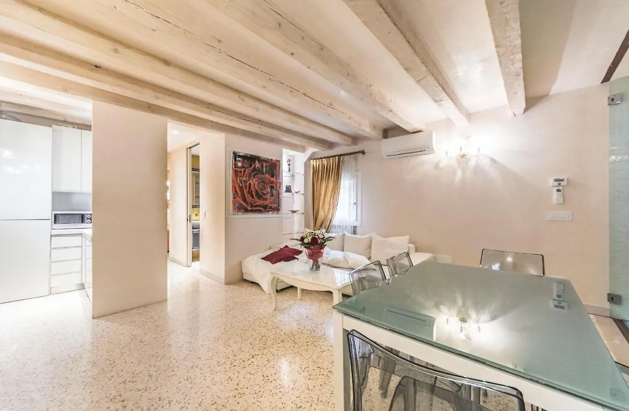 San Marco Terrace Daire Venedik 0*,  İtalya