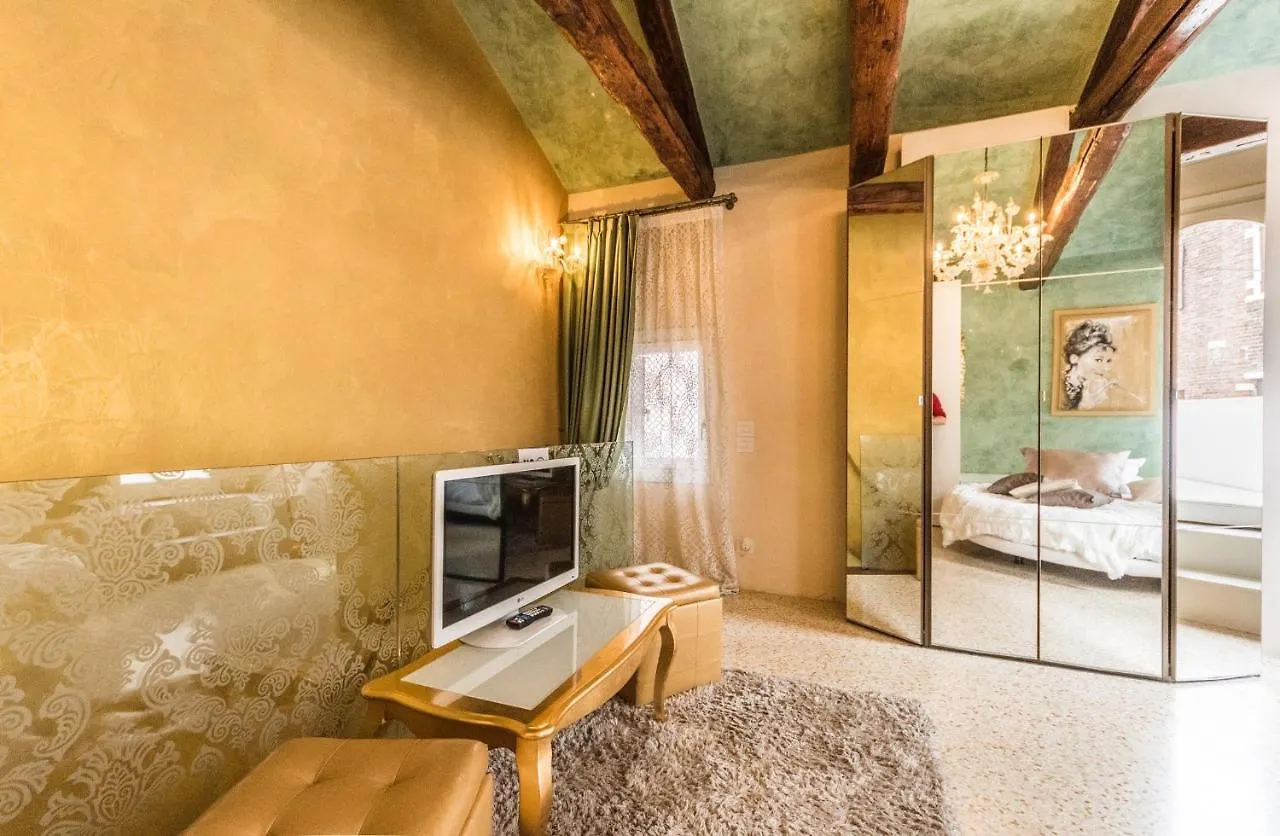 San Marco Terrace Apartment Venice