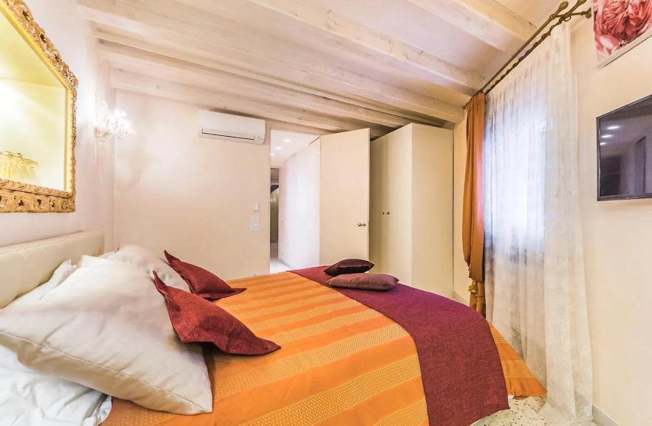 San Marco Terrace Apartment Venice